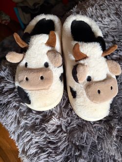 Cow slippers for woman or men