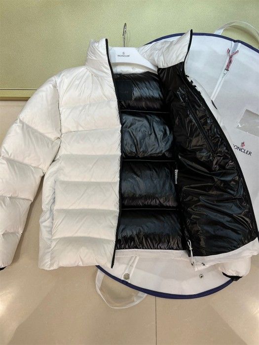 Moncler Puffer