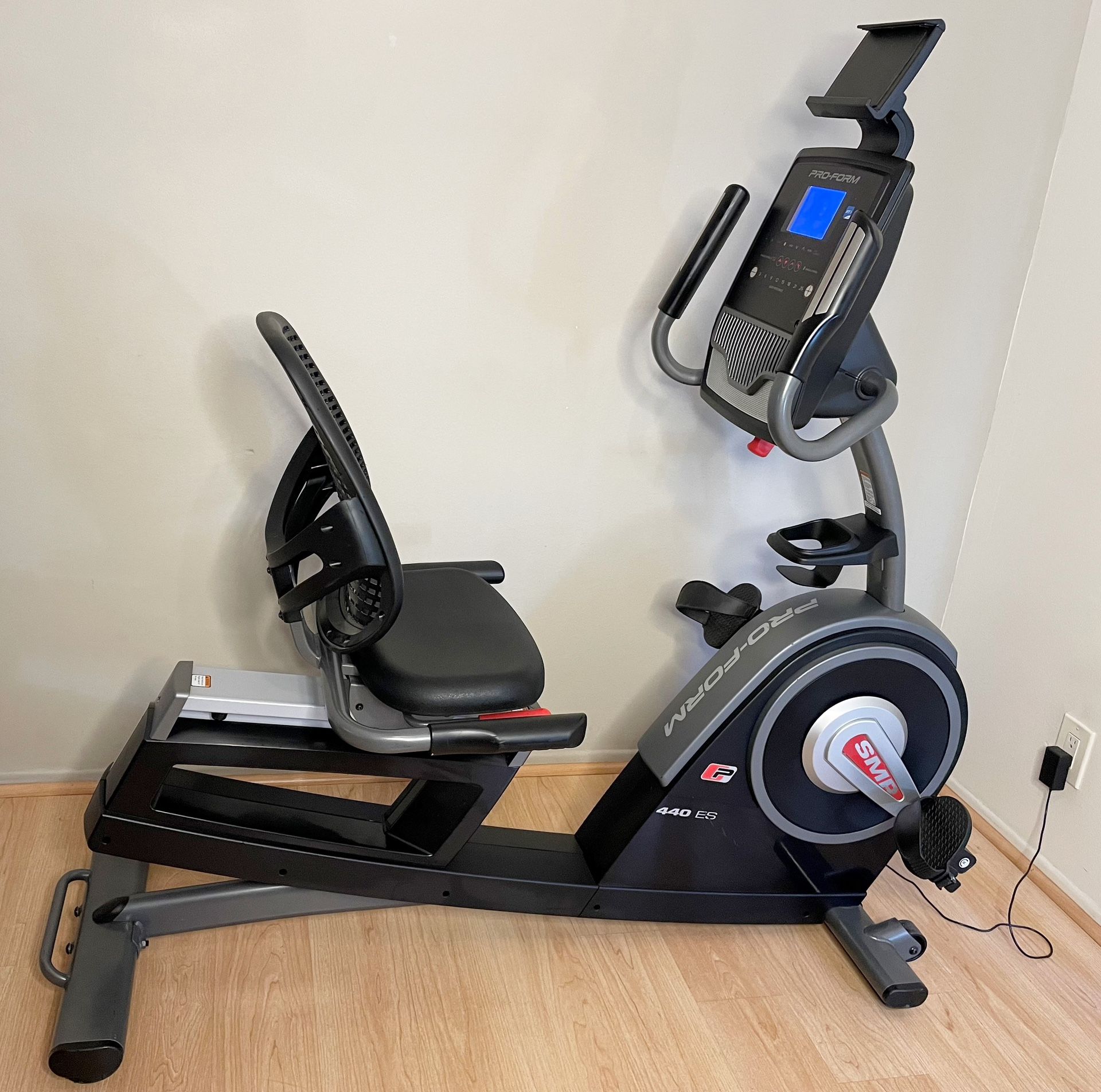 Proform 440 ES Recumbent Bike Sit-Down Exercise Cycling Workout Bicycle Fitness Indoor Trainer