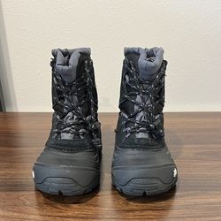 The North Face Kids Alpenglow Waterproof Insulated Boots