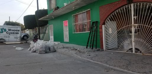 Se Renta Departamento En Colonia libertad Parte Alta Tijuana A 2 Minutos de La Garita De Sanysidro Y A 5 Minutos De La Garita Otay 3 Recamaras Sal