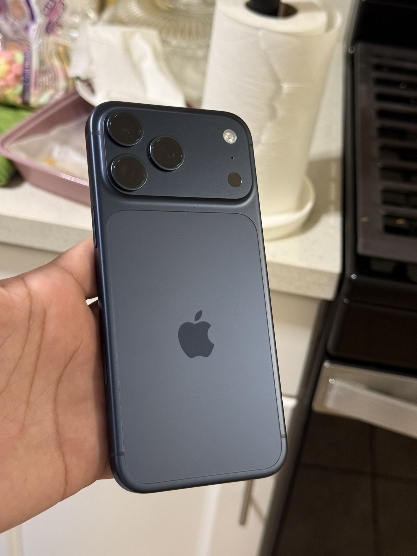 iPhone 17 Pro Max 256GB 100%🔋Unlocked (New)