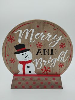Merry And Bright Sign/Furniture.
