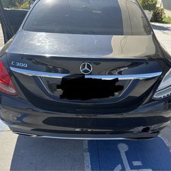 2017 Mercedes-Benz C-Class