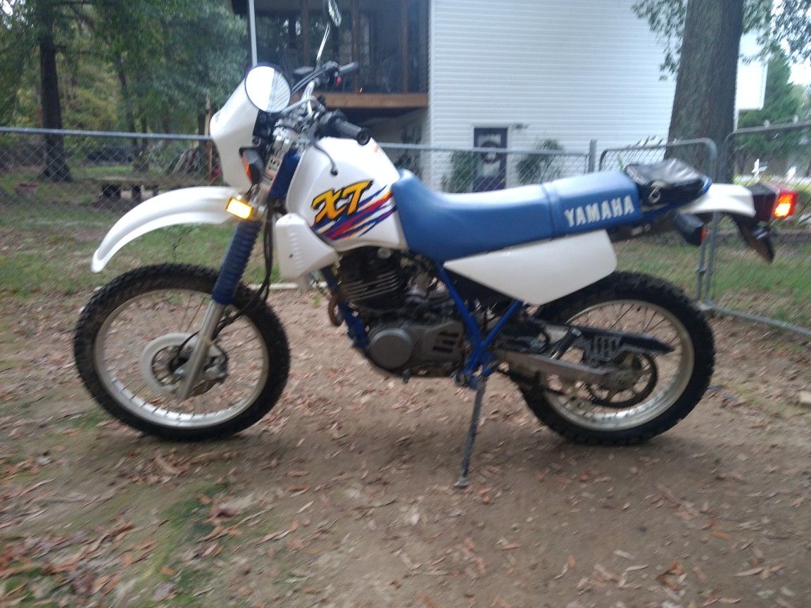 1996 Yamaha xt350