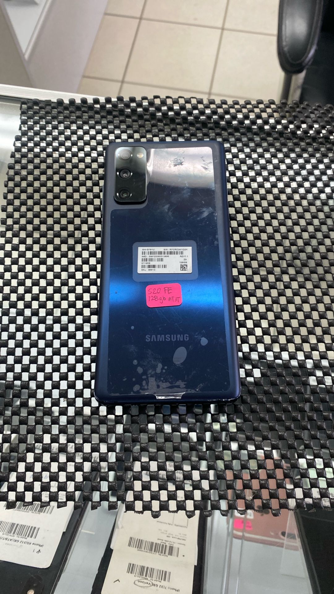 Samsung Galaxy S20 FE 5G 128GB for AT&T