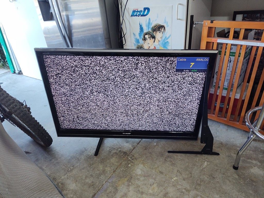 46" Sharp LCD Flat Panel TV