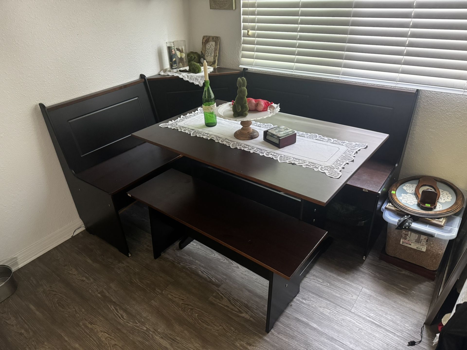 Breakfast Nook
