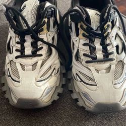 Balenciaga Track 2.0 white and black
