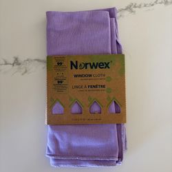 NEW NORWEX WINDOW CLOTH  Cleans windows, mirrors and other glass and shiny surfaces with just water