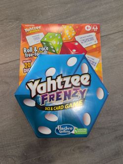 Hasbro Gaming Yahtzee Frenzy Dice & Card Game age: 8+