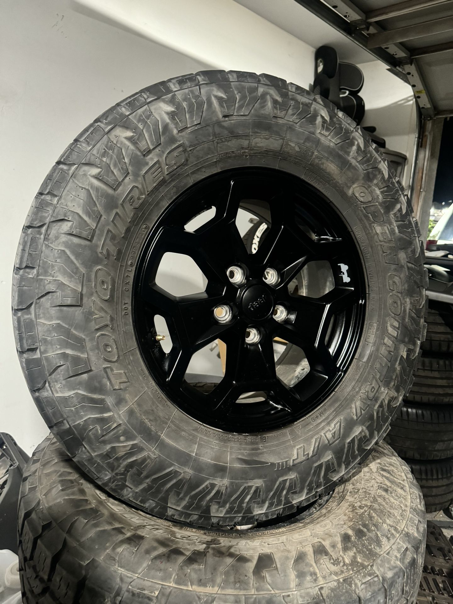 Jeep Wrangler Wheels 17”