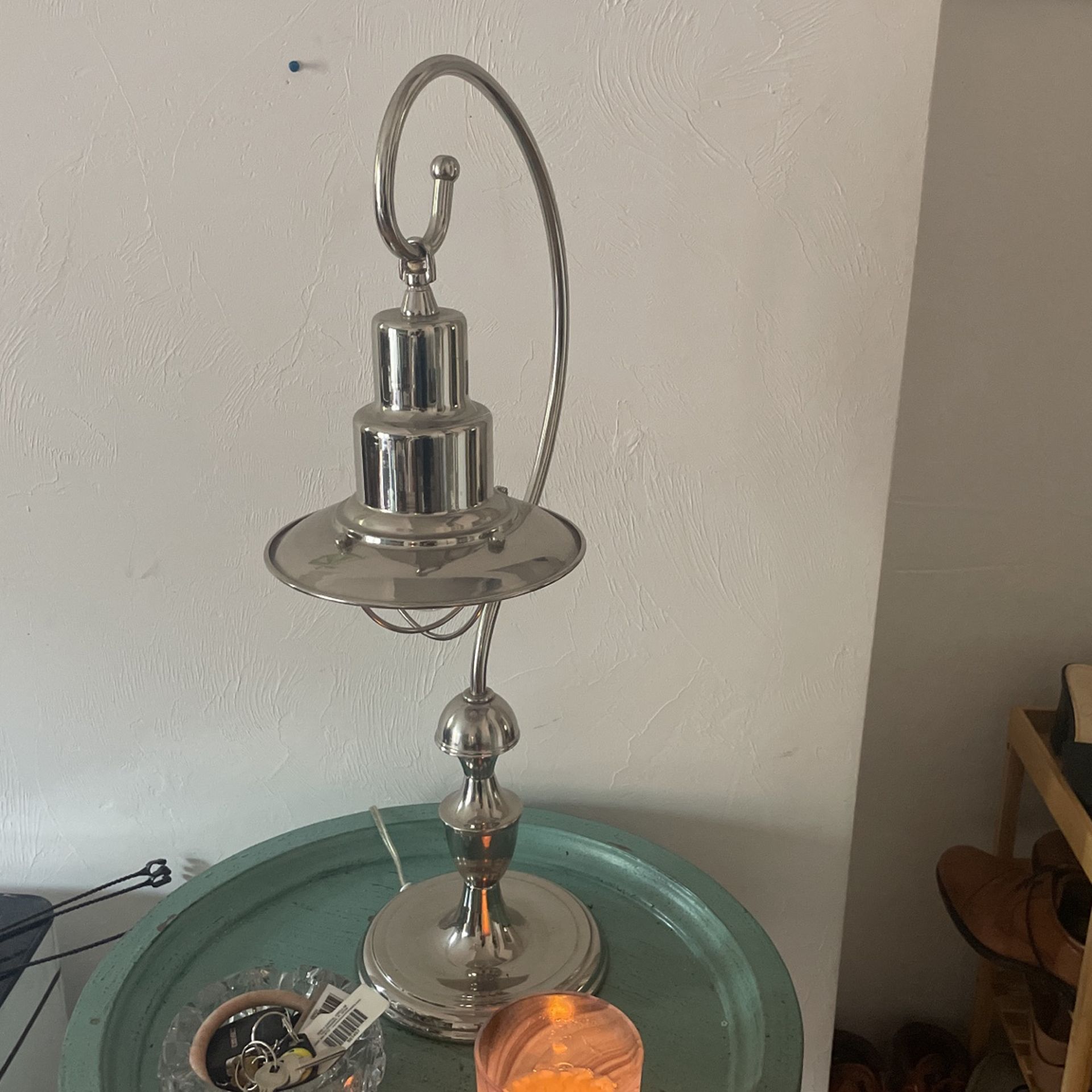2 Lamps 