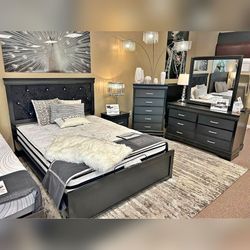 4PC Black color Bedroom set with king or queen size bed frame padded headboard
