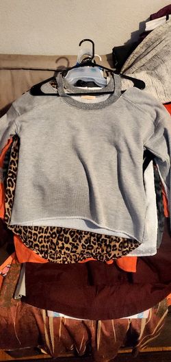 Women's Clothes Medium And Large 