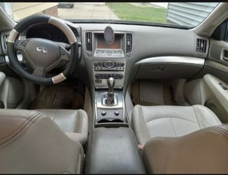 2011 Infiniti G37