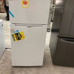 Magic Chef Refrigerator HMDR 1000 W