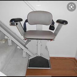 Bruno Battery-Powered Stairlift  Electra-Ride LT Straight Rail