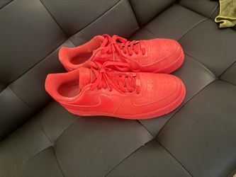 Nike Air Force 1 Triple Red Low Sneakers