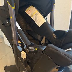 Doona Stroller/carseat And Base