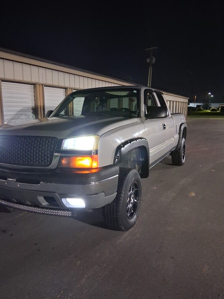 2004 Chevrolet Silverado 1500
