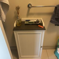Bathroom Cabinet 