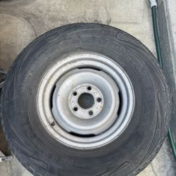 265 70 15 Tire With Steel Wheel