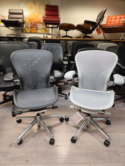 BRAND NEW! PREMIUM HERMAN MILLER REMASTERED AERONS SIZE A,B,C POLISHED ALUMINUM FRAME MINERAL, GRAPHITE, ONYX LEATHER ARMS AVAILABLE!