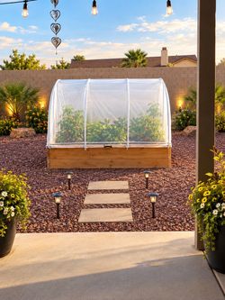 🌱✨ CUSTOM RAISED-BED GREENHOUSES ✨🌱