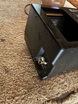 Manual cigarette roller