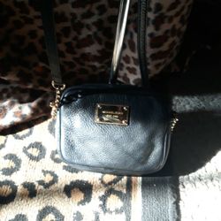 Michael Kors Black Pebble Crossbody Chain Link Purse