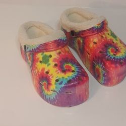 Tie Dye Platform Lined Crocs Women's Size 7