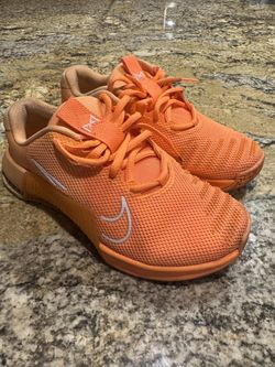 Nike Metcon 9 Amp Shoes Unisex Size 5.5 Orange White Peach DZ2616-800