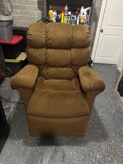 Very comfortable Electric recliner Chair- Brown