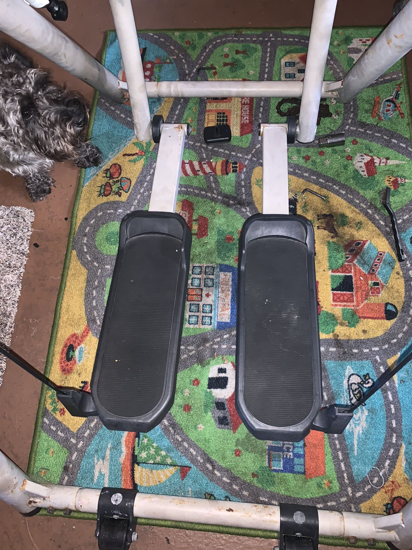 Gazelle Supra Elliptical Glider Exercise Machine for Sale in Santa