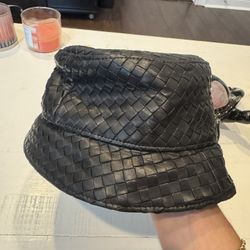Bottega Veneta Intrecciato Nappa Bucket Hat Black Leather 734270VZQO51000