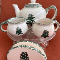 Vintage Cottagecore/ Farmhouse Country Style Loomco Glazed Ceramic Christmas Tree Tea Pot/Lid/  Cream and Sugar Bowl Dish Set and napkin holder 