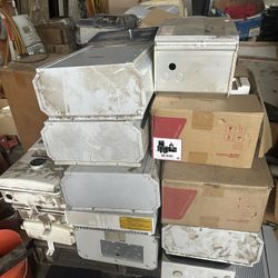 Solar PV Inverters For Parts