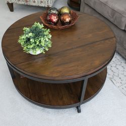 Lay-Z-Boy  Baja Round Cocktail Table