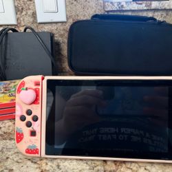 Fully Functional Used Nintendo Switch. *READ DESCRIPTION*