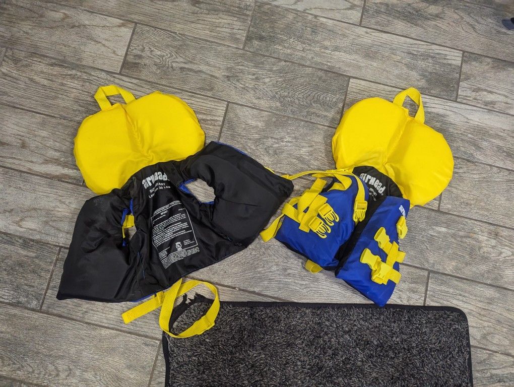 Infant Life Jackets (2)