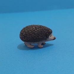 Safari Ltd Hedgehog 1.25" Wild Animal Educational Toy Figure PVC.

