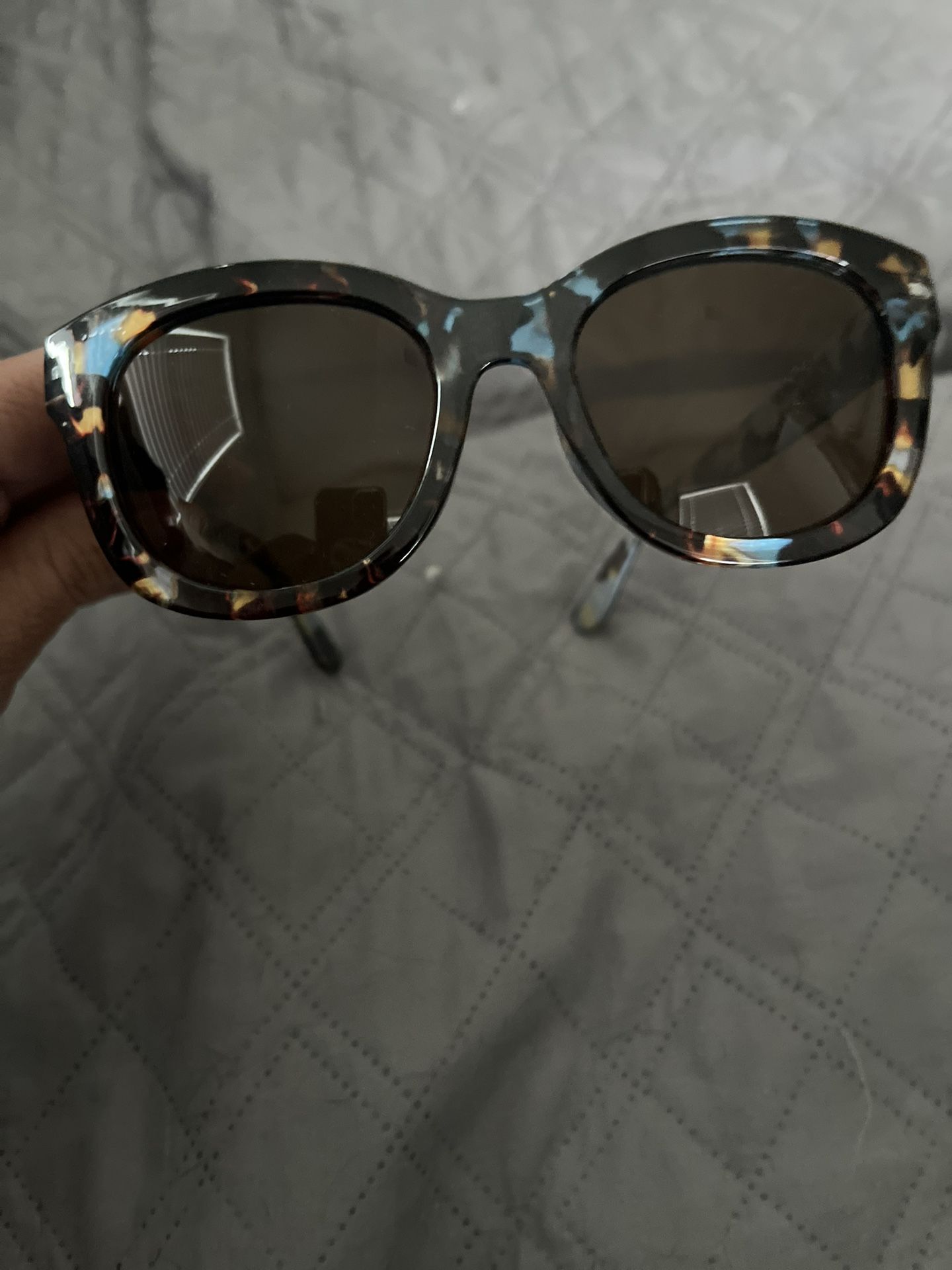 Peepers Women’s Sunglasses