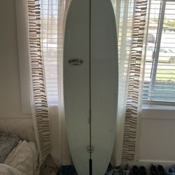 Surfboards 6’10 And 5’11