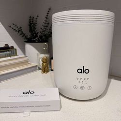 Alo Aura Difusor + Essential Oil Set