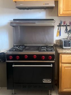 Viking 36 inch stove/oven/griddle