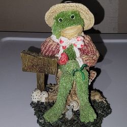 2 GANZ RESIN COTTAGE COLLECTIBLES $50x both