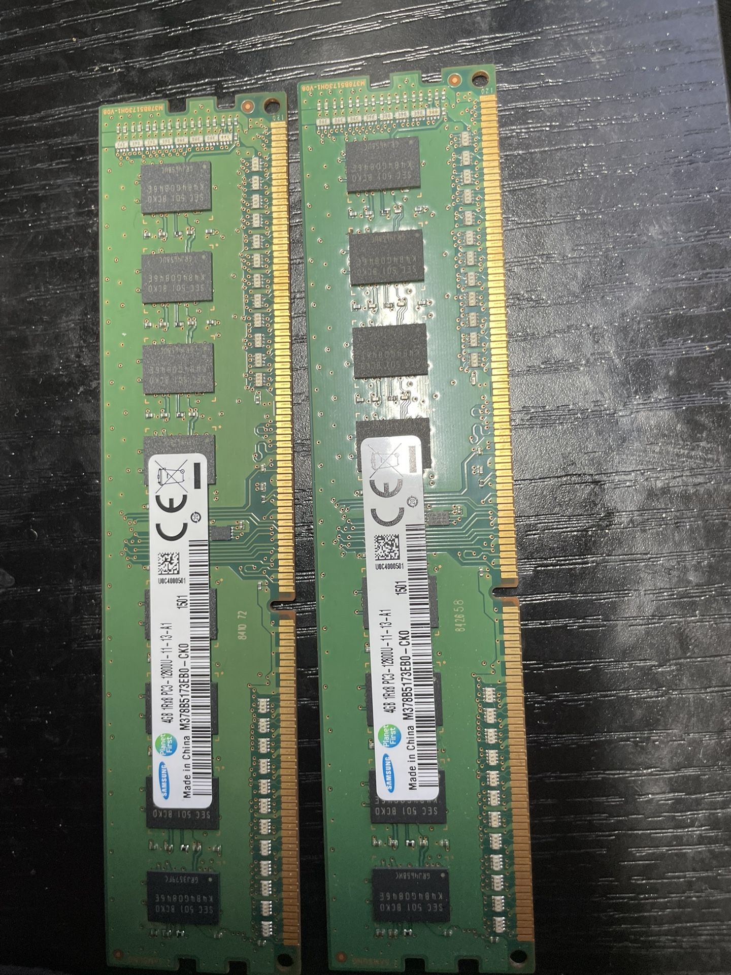 2x4GB sticks of ram