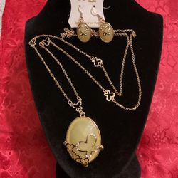 36”gold Necklace Set W/matching Earrings,butterfly Pendant With Yellow Stone,butterflies,and Rhinestones 