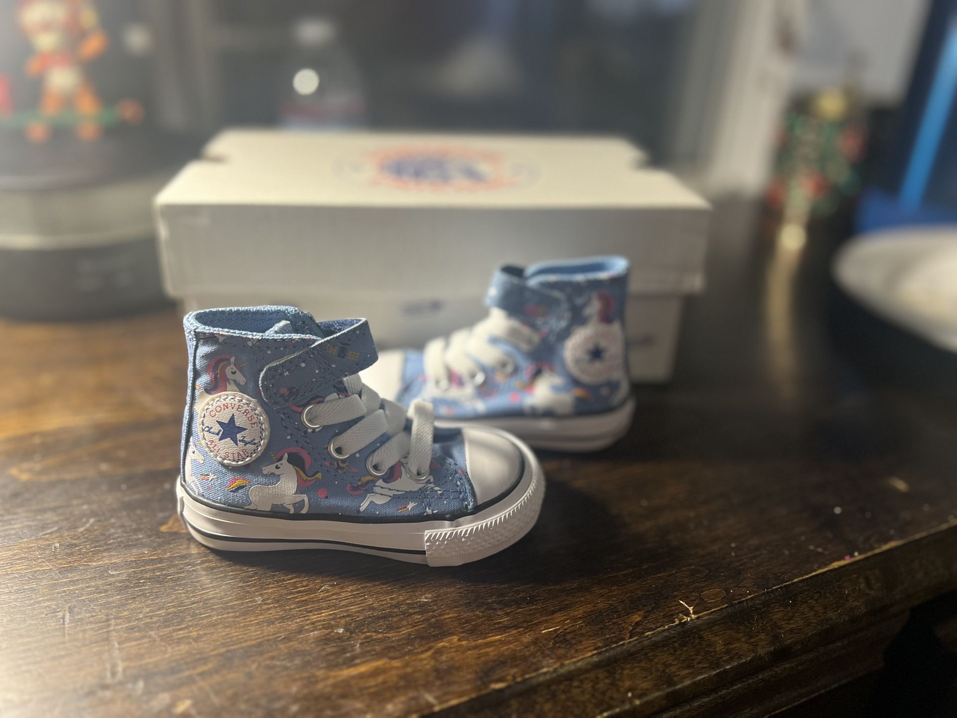 Converse Size 3 New $40